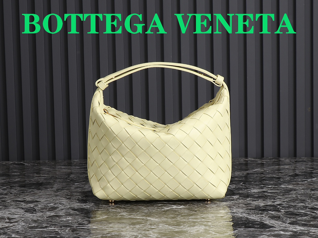 Bottega Veneta Hobo Bags